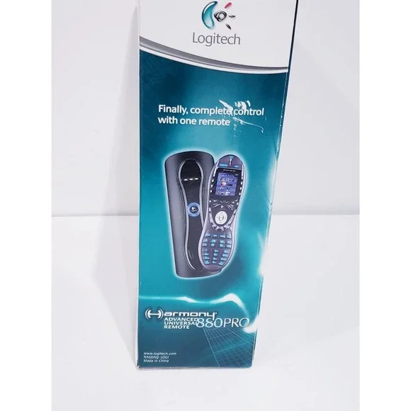 Logitech Harmony 880 Pro Universal Remote Control - Picture 10 of 11